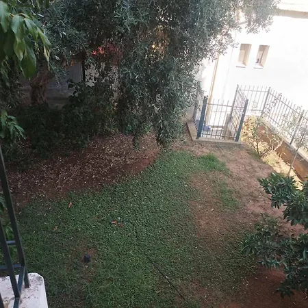 Flats By Athenstyle Apartment *